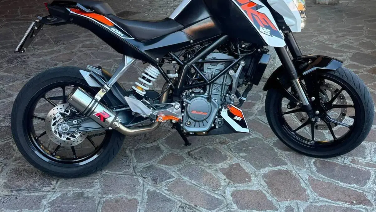 KTM 125 Duke ABS (2013 - 16)  (2)