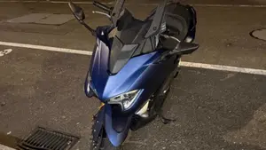Yamaha T-Max 530 DX (2017 - 19)  (2)