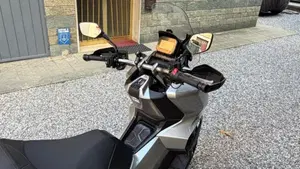 Honda ADV 350 (2022 - 24)  (4)