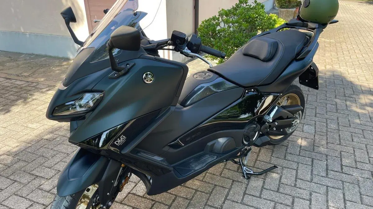 Yamaha T-Max 560 Tech Max (2022 - 24)  (5)