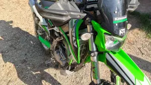 Kawasaki KLX 250 (2009 - 16)  (3)