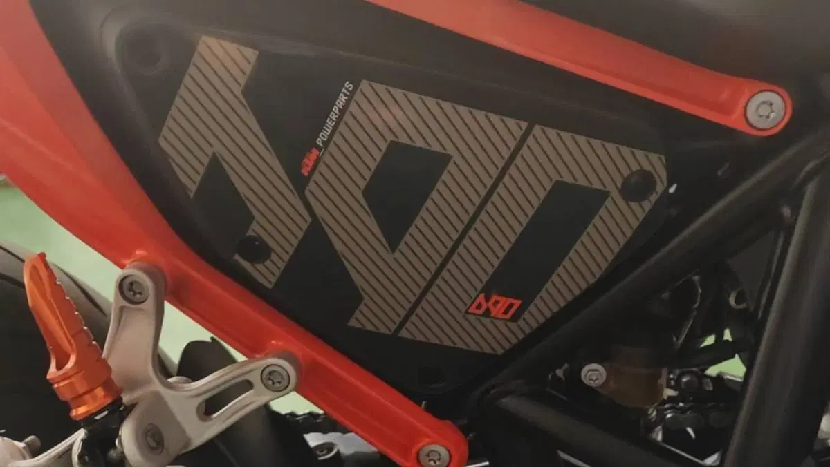 KTM 690 Duke (2016 - 19)  (13)
