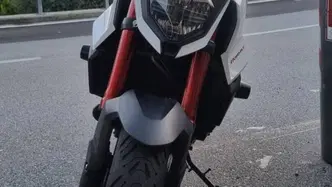 Honda CB 750 Hornet (2023 - 24) usata