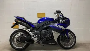 Yamaha YZF R1 (2009 - 11) 