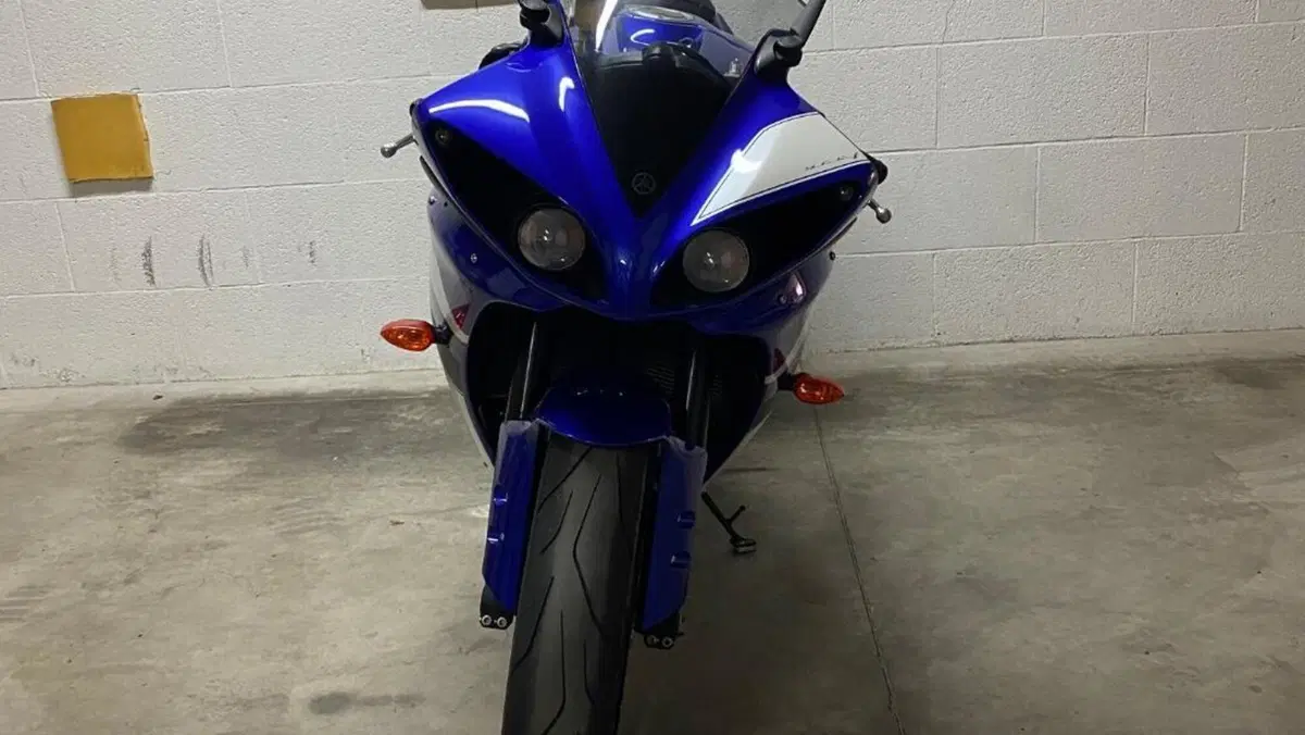 Yamaha YZF R1 (2009 - 11)  (5)
