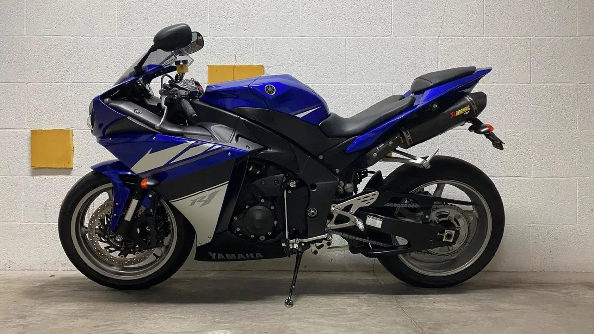 Yamaha YZF R1 (2009 - 11)  (6)