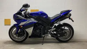 Yamaha YZF R1 (2009 - 11)  (6)