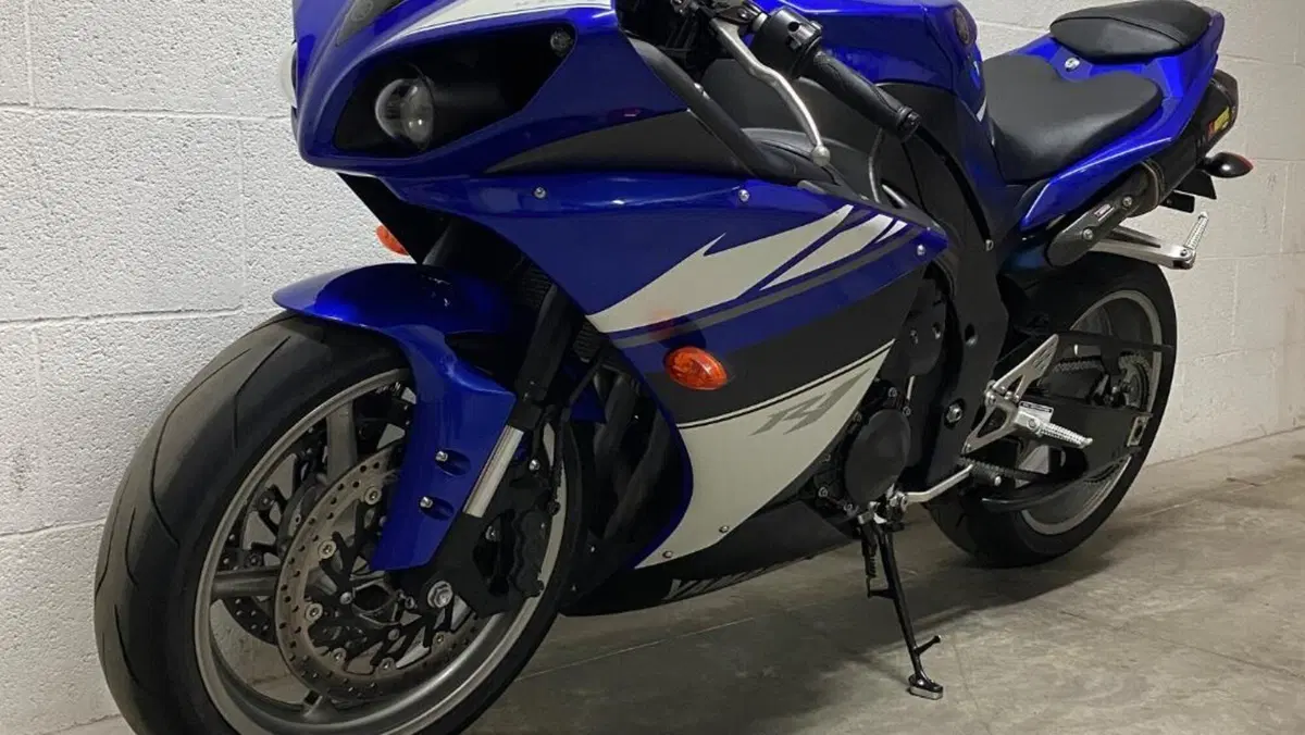 Yamaha YZF R1 (2009 - 11)  (7)
