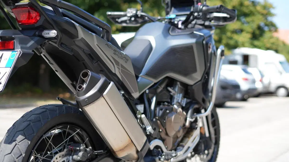 Honda Africa Twin CRF 1100L Adventure Sports (2022 - 23)  (3)