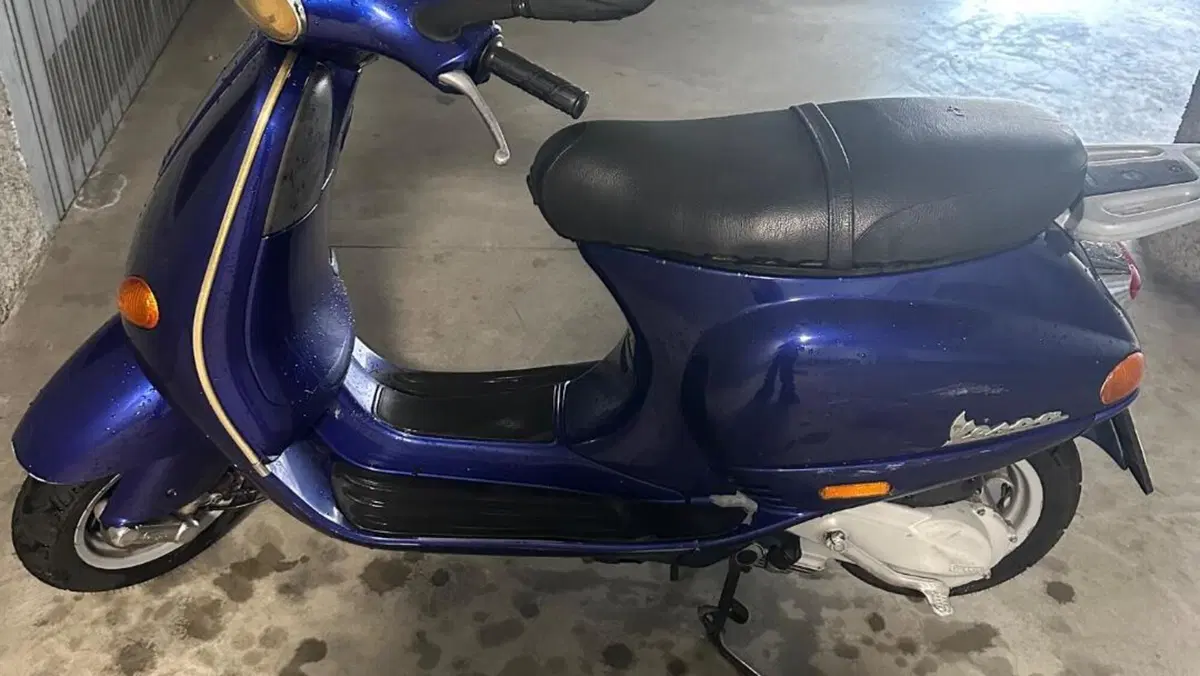 Piaggio Vespa 125 ETS 