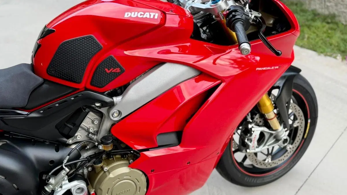 Ducati Panigale V4 S 1100 (2018 - 19)  (10)
