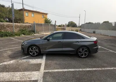 Audi A3 Sedan 35 TFSI S tronic S line edition (2)