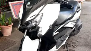 Yamaha X-Max 400 (2013 - 16)  (2)