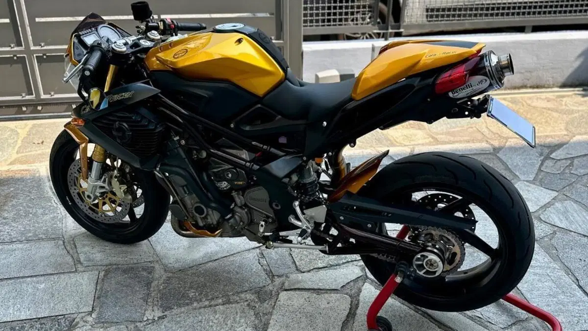 Benelli Tornado Tre 1130 (2008 - 11)  (5)