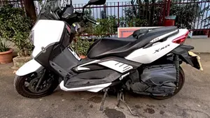 Yamaha X-Max 400 (2013 - 16)  (3)