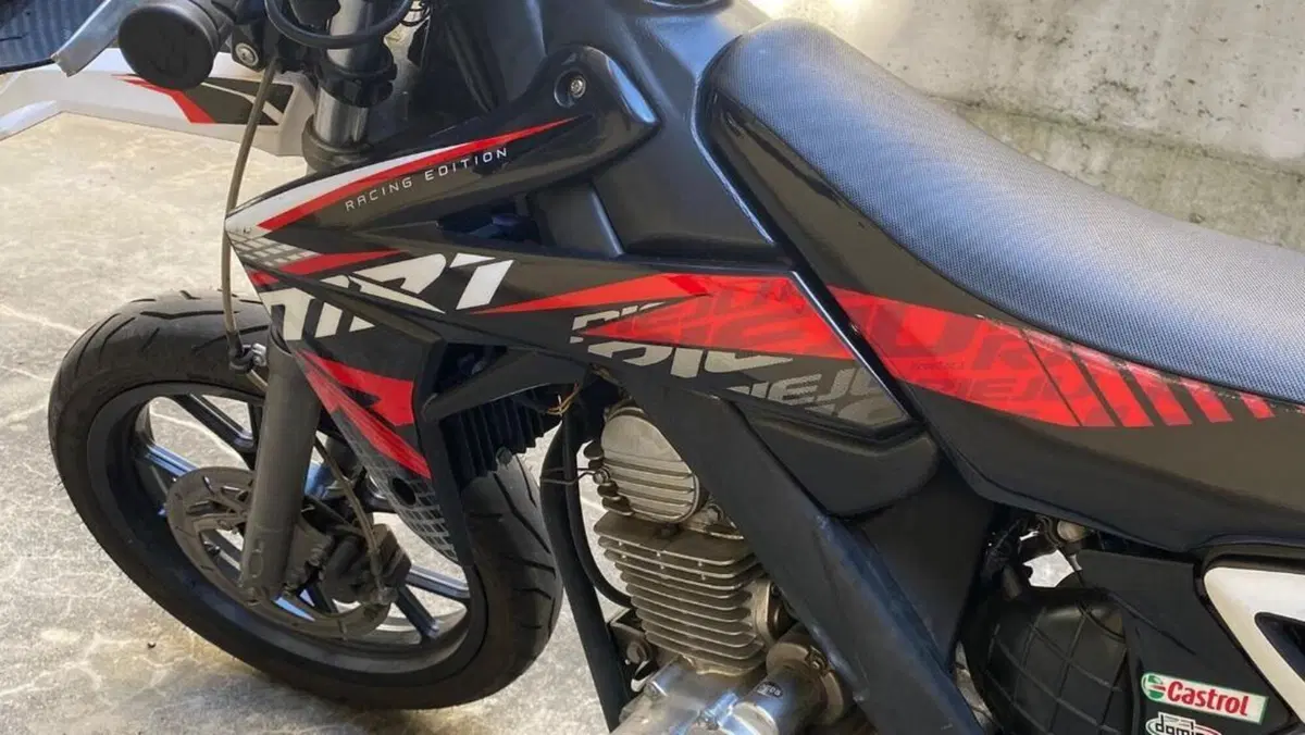 Rieju Marathon 125 Motard Pro (2017 - 20)  (5)