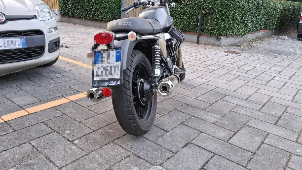 Moto Guzzi V7 Classic (2008 - 12)  (4)