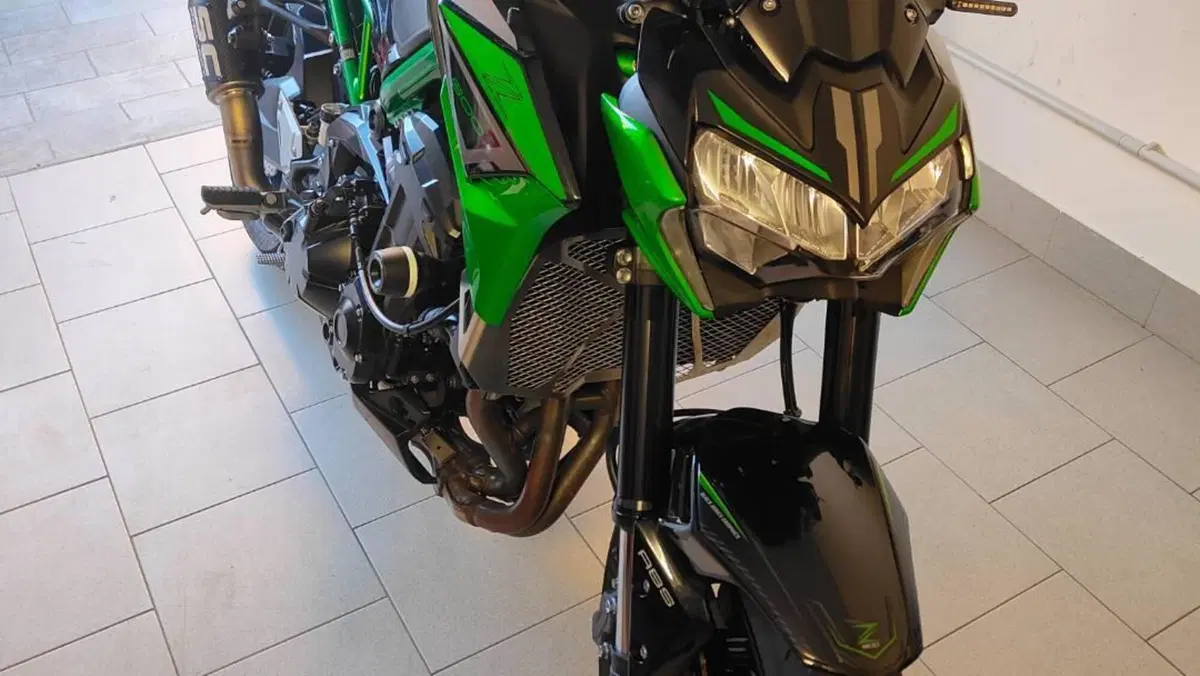 Kawasaki Z 900 (2021 - 24)  (3)