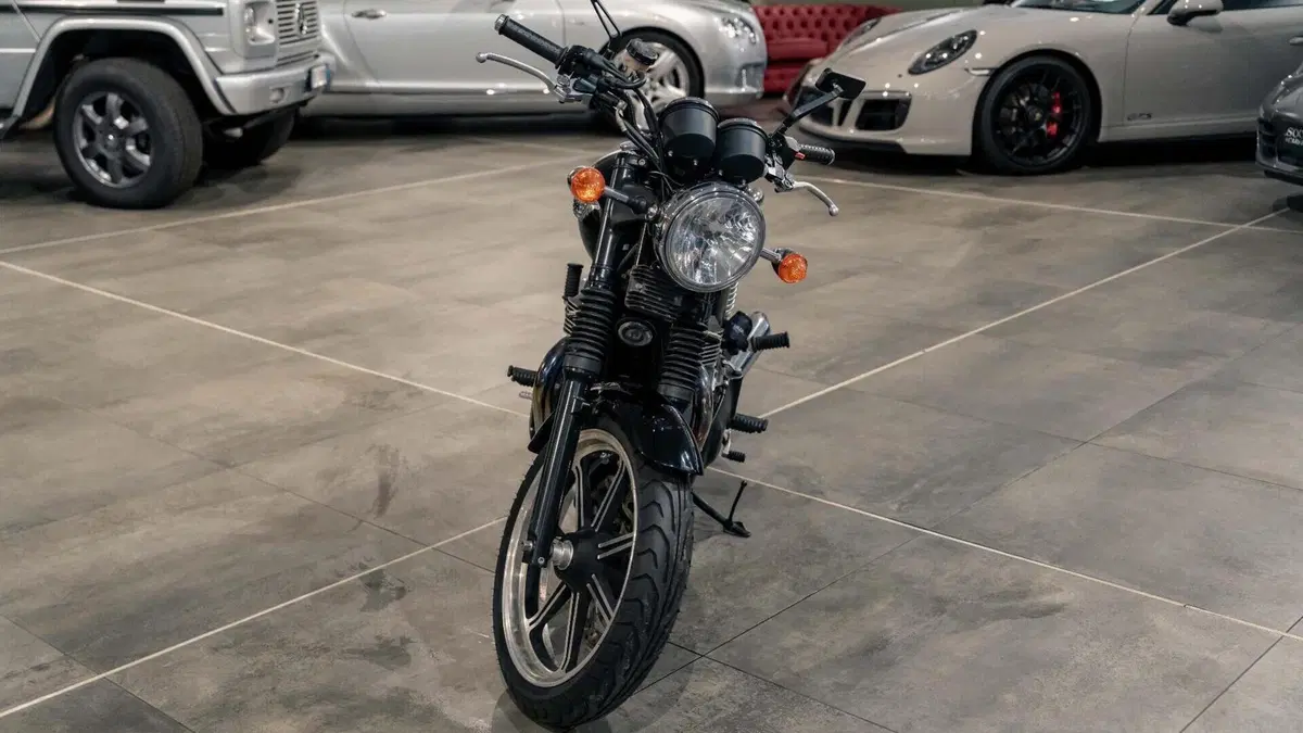 Triumph Bonneville T100 (2008 - 16)  (2)