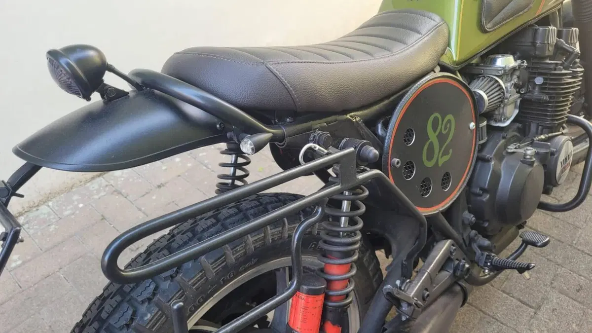 Yamaha   (9)