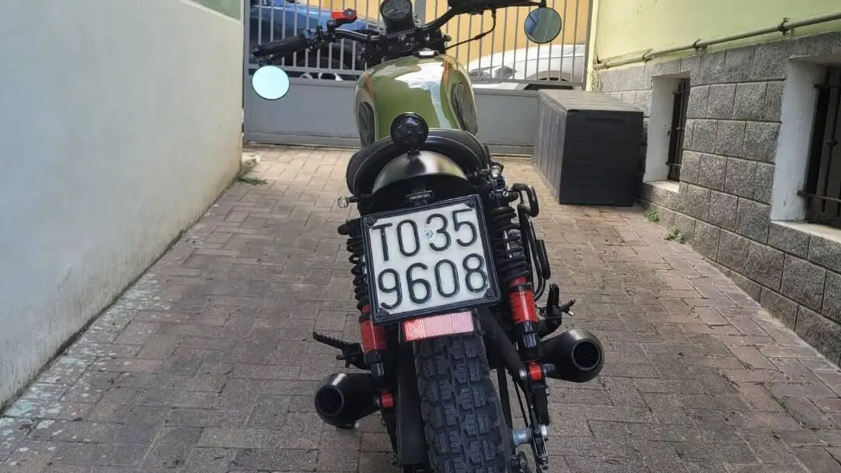 Yamaha   (10)