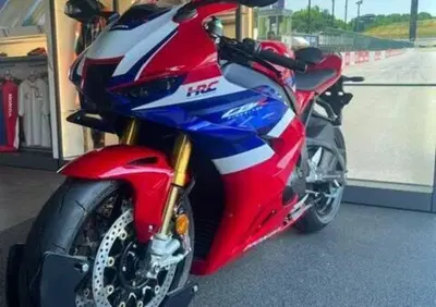 Honda CBR 1000 RR-R Fireblade SP (2024 - 26) - Annuncio 10096806