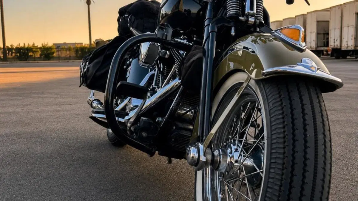 Harley-Davidson 1584 Springer Classic (2006 - 07) - FLSTSC  (2)