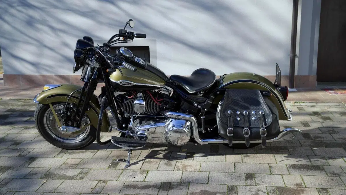 Harley-Davidson 1584 Springer Classic (2006 - 07) - FLSTSC  (14)