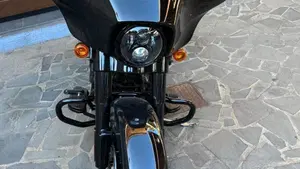 Harley-Davidson 114 Street Glide Special (2019 - 20) - FLHXS  (3)