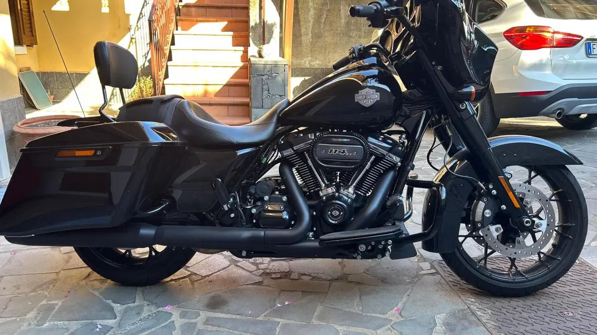 Harley-Davidson 114 Street Glide Special (2019 - 20) - FLHXS  (5)