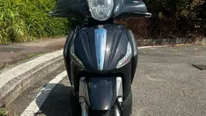 Piaggio Beverly 350 ABS (2016 - 20)  (3)