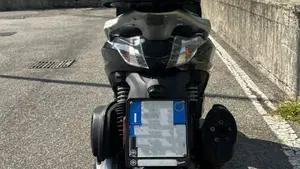 Piaggio Beverly 350 ABS (2016 - 20)  (4)