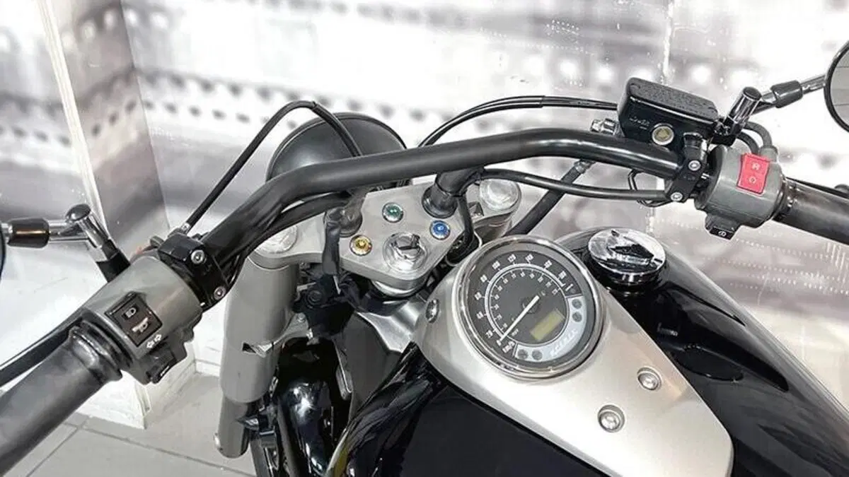 Honda VT 750S  (6)