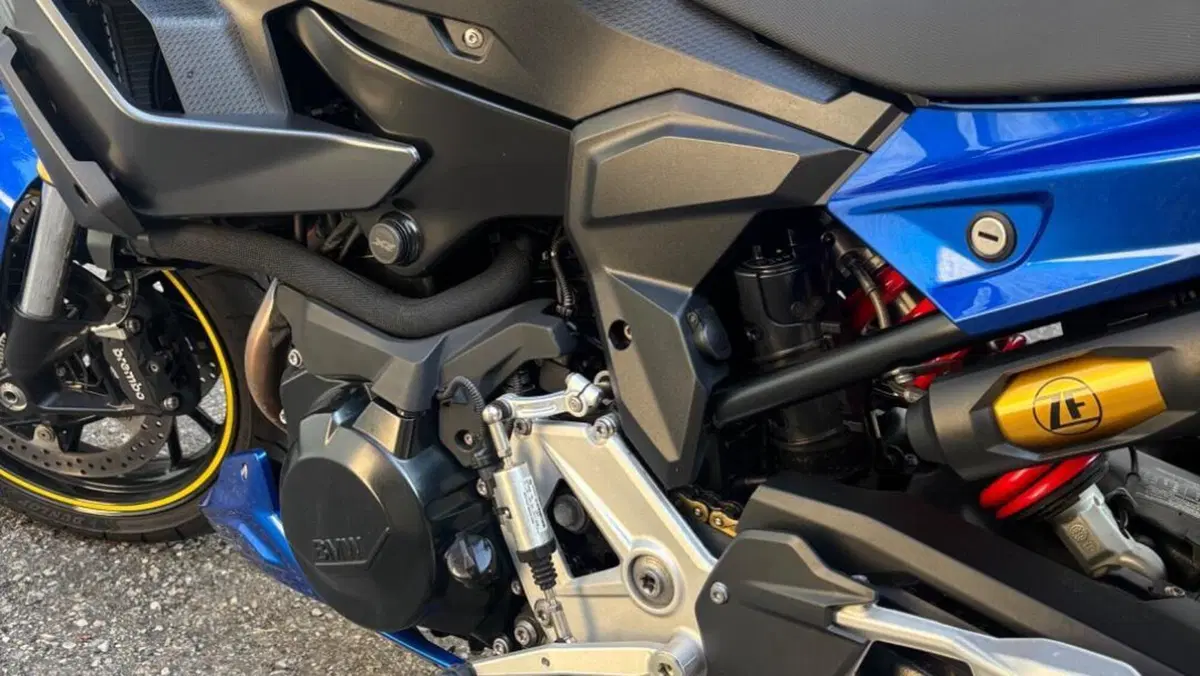Bmw F 900 XR (2020 - 24)  (6)
