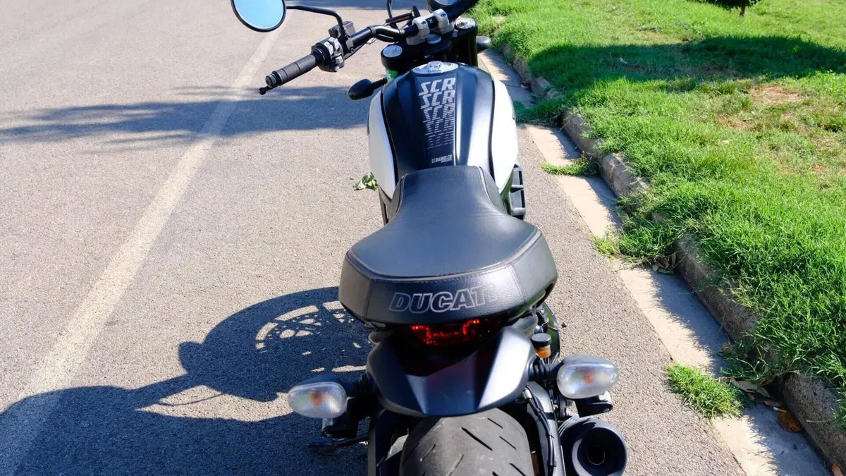 Ducati Scrambler 800 Icon Dark (2021 - 22)  (4)