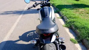 Ducati Scrambler 800 Icon Dark (2021 - 22)  (4)