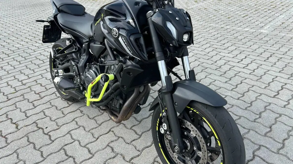 Yamaha MT-07 Pure (2023 - 25)  (6)