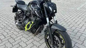 Yamaha MT-07 Pure (2023 - 25)  (6)