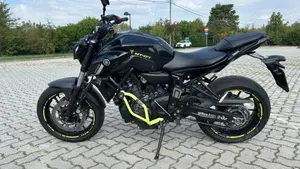 Yamaha MT-07 Pure (2023 - 25)  (7)