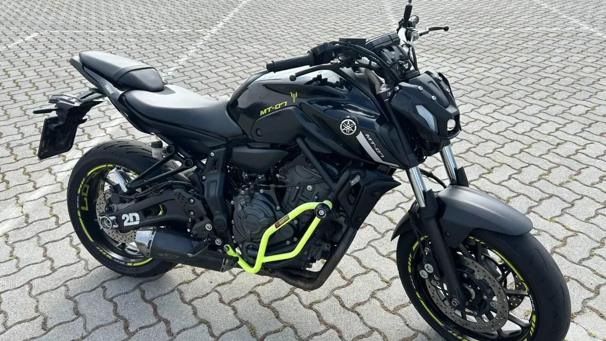 Yamaha MT-07 Pure (2023 - 25)  (8)