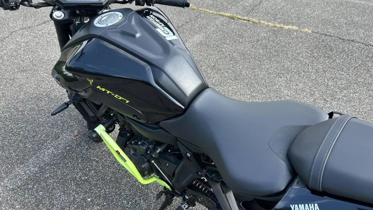 Yamaha MT-07 Pure (2023 - 25)  (9)