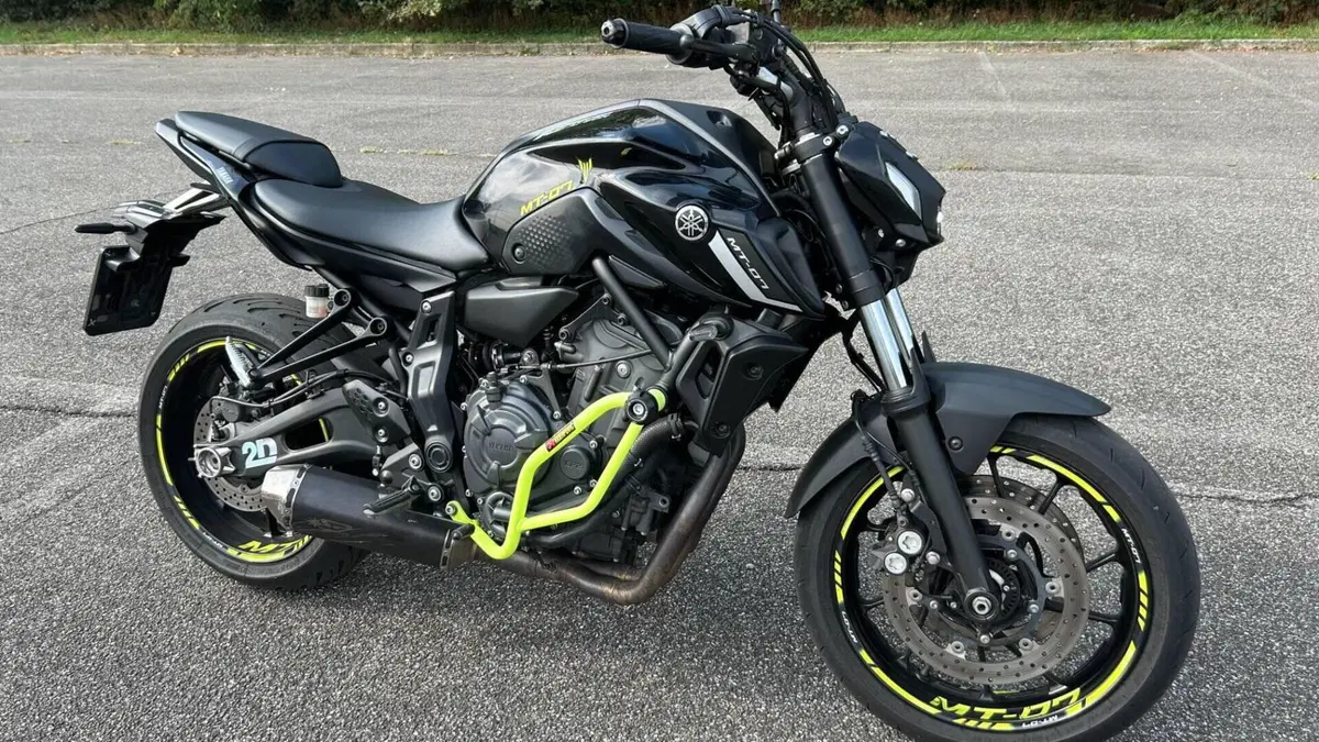 Yamaha MT-07 Pure (2023 - 25)  (10)