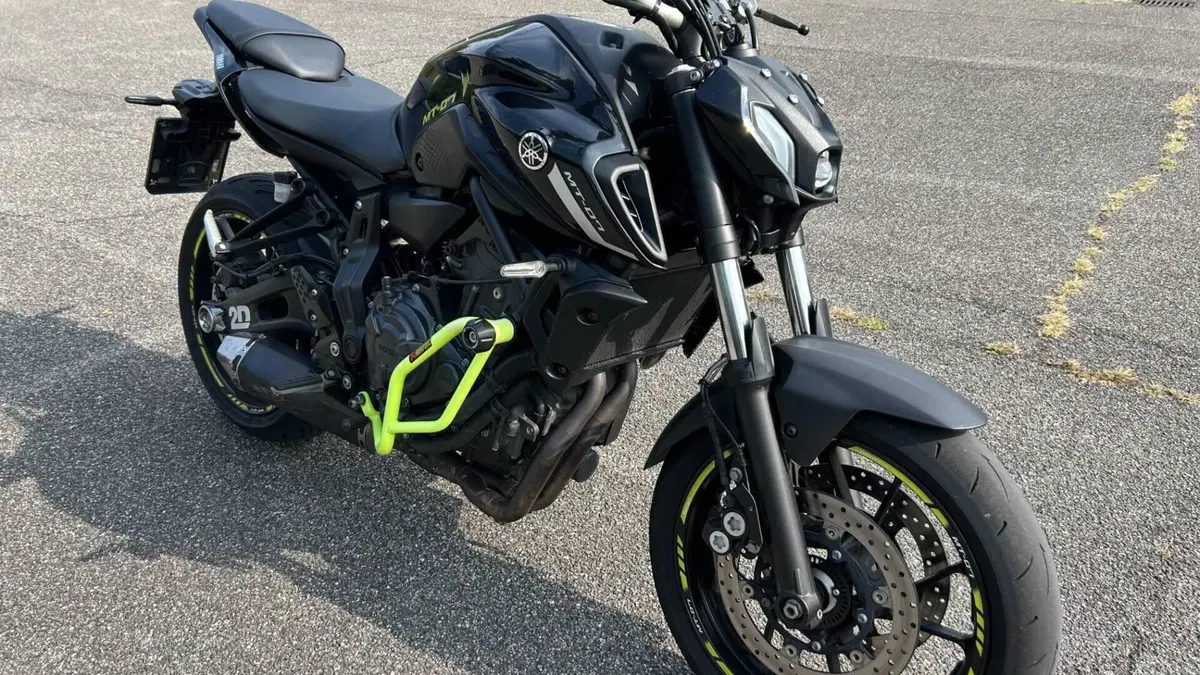 Yamaha MT-07 Pure (2023 - 25)  (13)