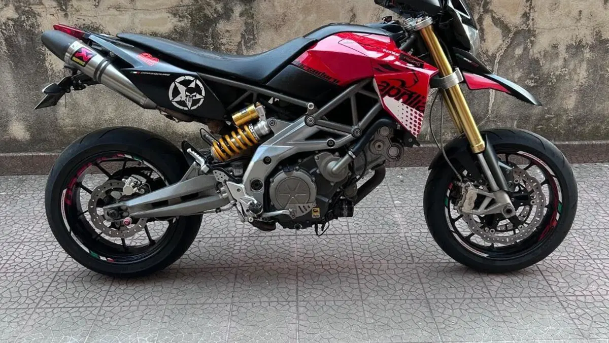 Aprilia Dorsoduro 750 (2009 - 14) 