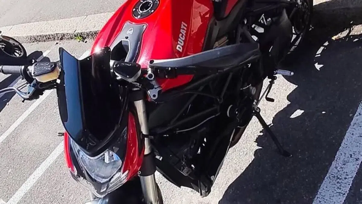 Ducati Streetfighter (2009 - 12)  (2)