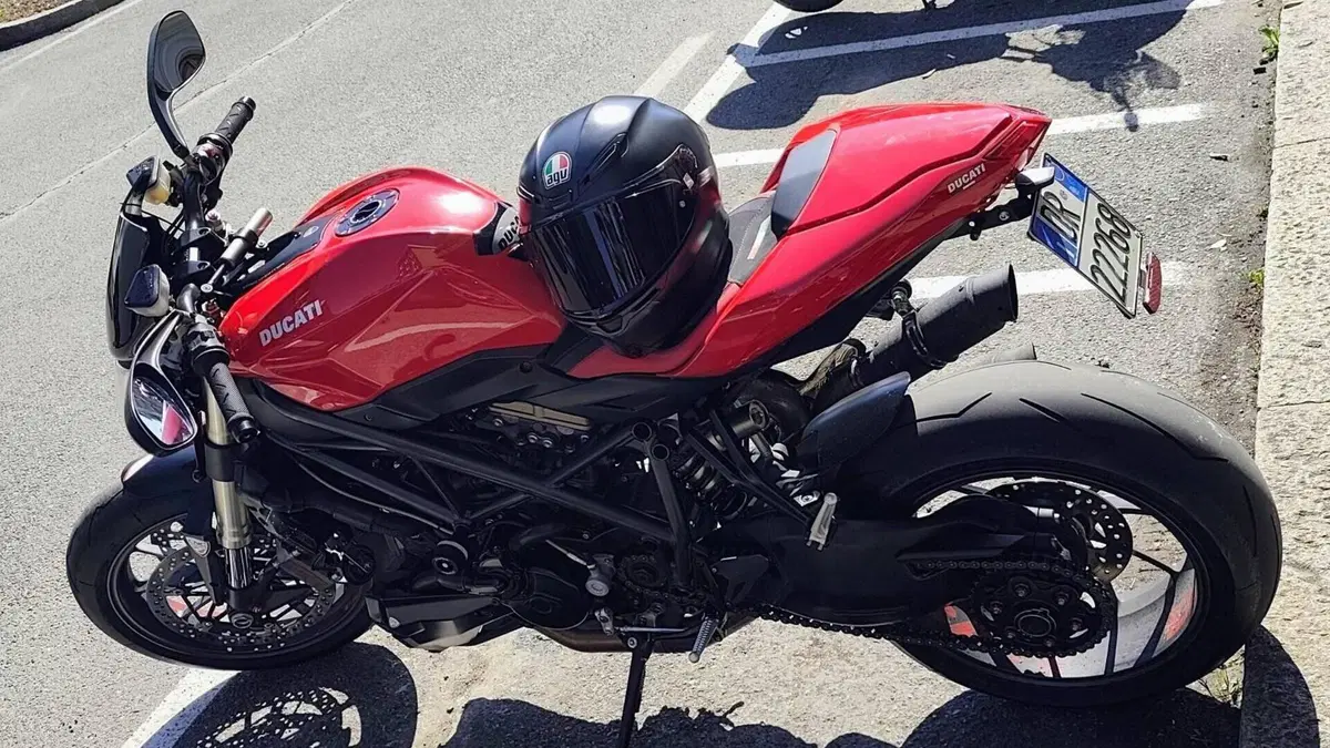 Ducati Streetfighter (2009 - 12)  (5)