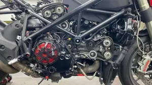 Ducati Streetfighter (2009 - 12)  (11)