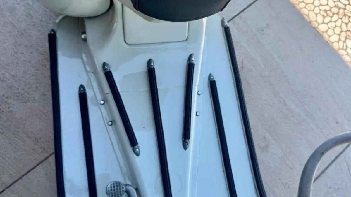 Piaggio   (8)