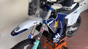 KTM 450 Rally Replica (2025)  (4)