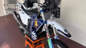 KTM 450 Rally Replica (2025)  (5)